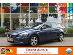 Volvo V40 1.6 D2 MOMENTUM   NAVI-GROOT   AIRCO-ECC   CRUISE CTR.   LMV   PDC   TREKHAAK