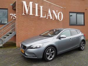 Volvo V40 2.0 D4 BUSINESS MOMENTUM   NAVI   LEER   PDC  TREKHAAK