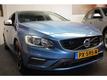 Volvo V60 3.0 T6 AWD R-Design 305 PK NAVI LEDER DVD KOP SCHERMEN CRUISE CONTROL BLIS PDC NIEUW STAAT !!!