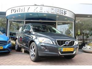 Volvo XC60 2.4 D5 KINETIC AWD Leer Stoelverw. Navigatie 206PK