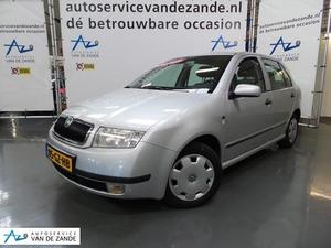 Skoda Fabia 1.4-16V Comfort   automaat   5 deurs   zilver-metallic