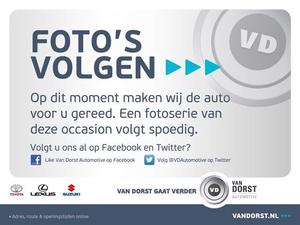 Toyota Yaris 1.3 VVT-i Dynamic Special | Navigatie | LM-velgen | Dakspoiler