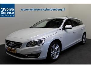 Volvo V60 2.4 D6 AWD PL-IN HYBR.SUMMUM Xenon | Trekhaak | El