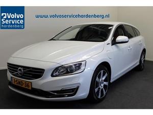 Volvo V60 2.4 D6 AWD PUG-IN HYBRID SUMMUM INCL BTW Xenon | T