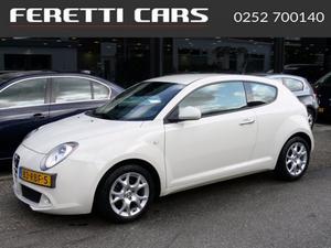 Alfa Romeo MiTo 1.3 JTDM ECO ESSENTIAL AIRCO CR-CTRL LMV PDC .