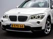 BMW X1 2.0I 184pk Aut.8  Bi-xenon  Full map navigatie  Trekhaak  Pdc  Tel. bluetooth  17` Lmv  Climate cont
