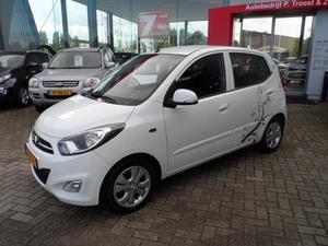 Hyundai i10 1.1 I-CATCHER super compleet!! a.s. zondag geopend 12:00 - 17:00  m.u.v. Mizarstraat