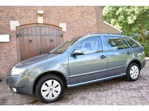 Skoda Fabia Combi 1.4-16V Automaat CHOICE AC Cruise PDC Navi