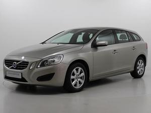 Volvo V60 2.0 D3 136 PK 6-Bak Kinetic