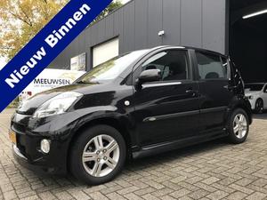 Daihatsu Sirion 2 1.3-16V SPORT Airco Electr ramen Radio-cd LM Velgen Electr spiegels Armsteun.