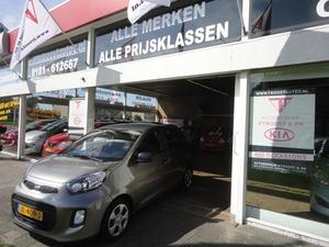 Kia Picanto 1.0 CVVT ECONOMYLINE 5DEURS a.s. zondag geopend 12:00 - 17:00  m.u.v. Mizarstraat