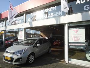 Kia Rio 1.2 CVVT PLUS PACK 5DEURS AIRCO LAGE KILOMETERSTAND a.s. zondag geopend 12:00 - 17:00  m.u.v. Mizars