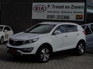 Kia Sportage 2.0 CRDI SUPER PACK AWD NAVI CLIMA XENON a.s. zondag geopend 12:00 - 17:00  m.u.v. Mizarstraat