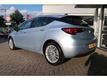 Opel Astra 5drs Innovation *XENON*