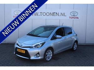 Toyota Yaris 1.5 FULL HYBRID DYNAMIC 1e eigenaar, Panoramadak, Navigatie